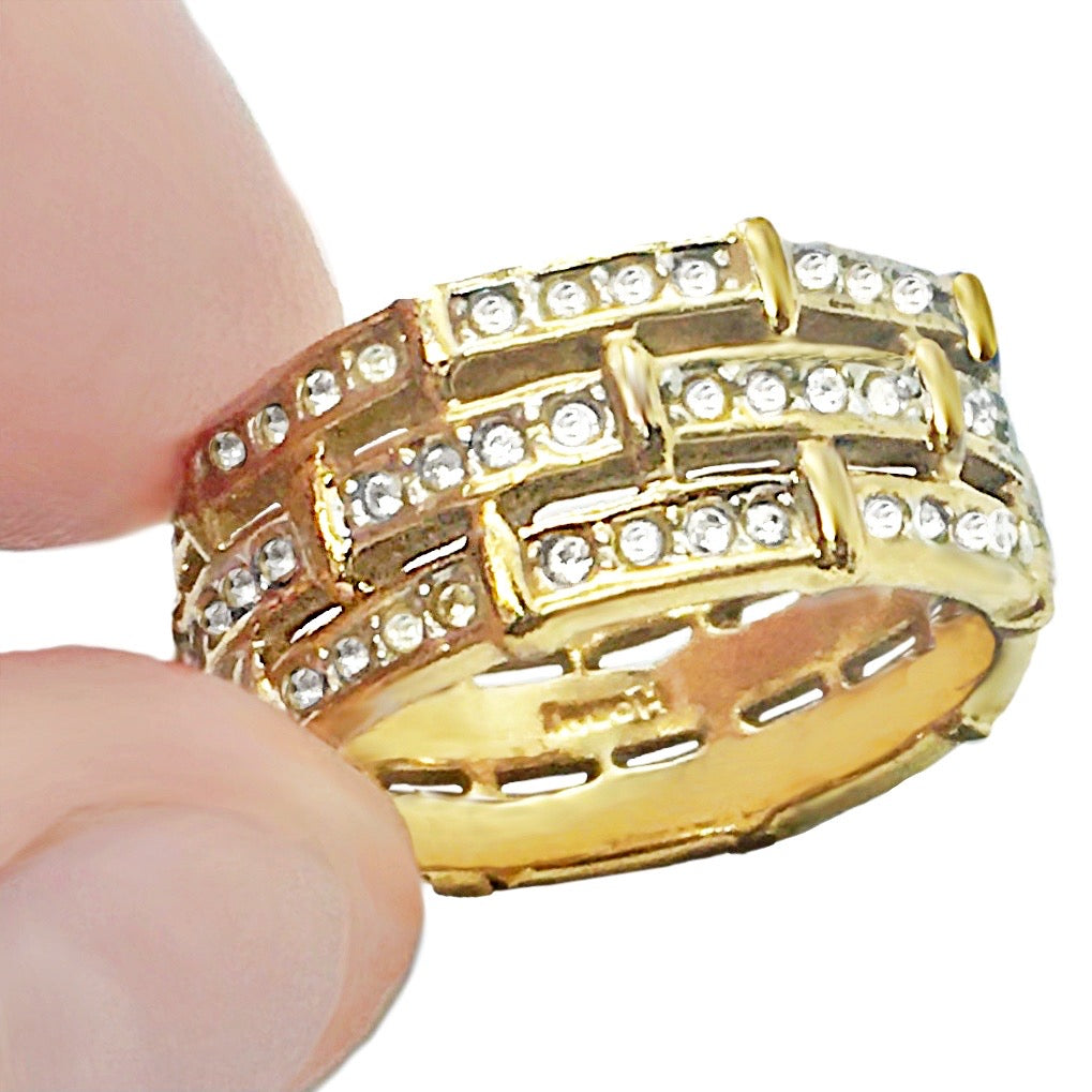 Sparkly White Cubic Zirconia Eternity Gold Plated Cocktail Ring Size US 8 or Q
