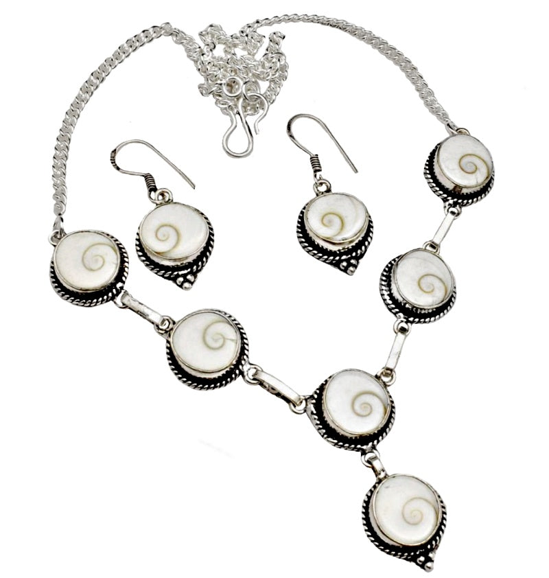 Handmade Antique Style Natural Shea Shiva Shell . 925 Sterling Silver Necklace and Earrings Set