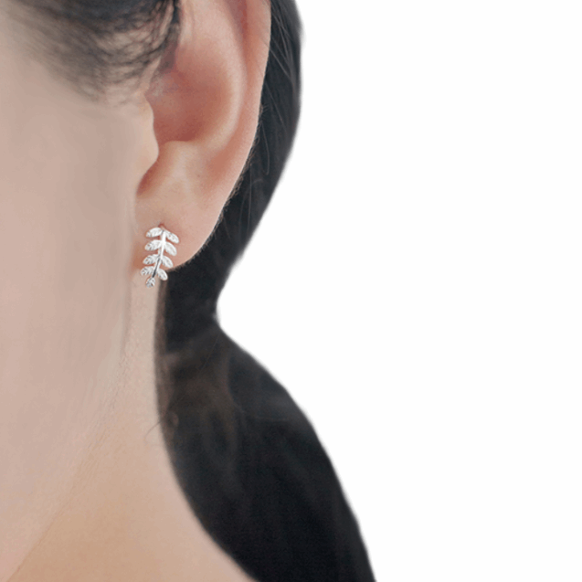 Dainty Leaf Shape Silver Fashion Earrings - BELLADONNA