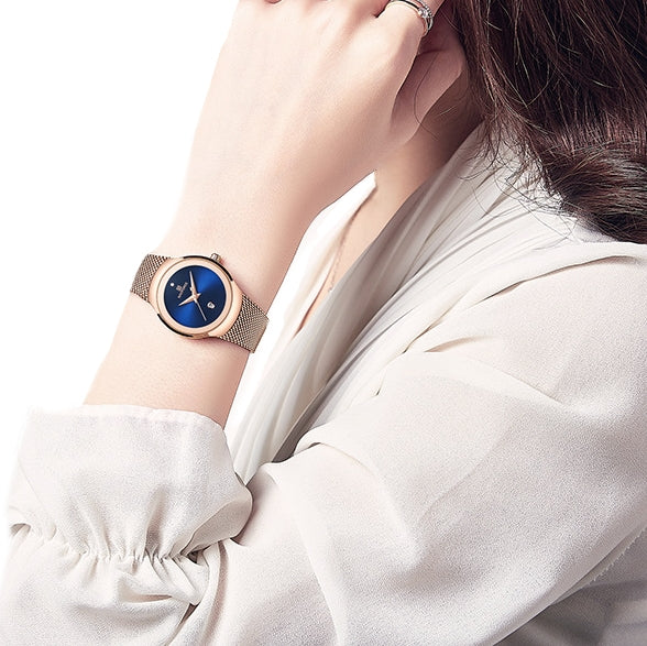 Women's Stylish Stainless Steel Quartz Watch with Date Function - BELLADONNA