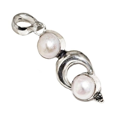 Gorgeous White Pearl. 925 Sterling Silver Pendant - BELLADONNA