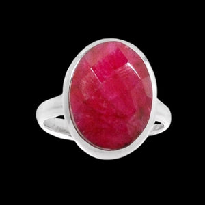 New Arrival -Faceted Oval Ruby Gemstone  .925 Solid Sterling Silver Ring Size 8 - BELLADONNA