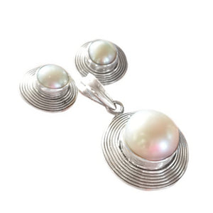 Gorgeous Natural White Pearl,  Solid .925 Sterling Silver Pendant & Earrings Set - BELLADONNA