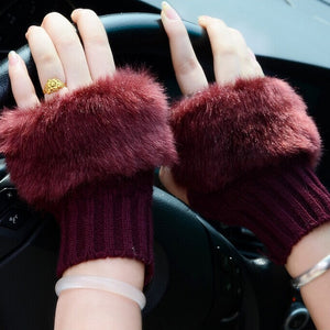 Half Finger Knitted Gloves With Faux Fur Finish - BELLADONNA