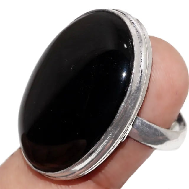 Handmade Black Onyx Oval Gemstone .925 Silver Ring Size US 8.5 or UK Q 1/2 - BELLADONNA