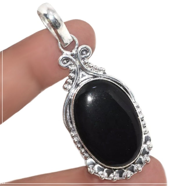 Black Onyx Gemstone .925 Silver Pendant - BELLADONNA
