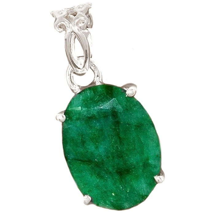 Natural Oval Shape Indian Emerald Gemstone In Solid .925 Silver Pendant - BELLADONNA