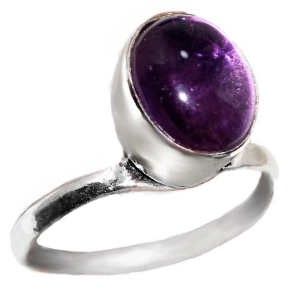 Dainty Handmade Purple Amethyst Oval Gemstone .925 Silver Ring Size US 6.5 or N - BELLADONNA